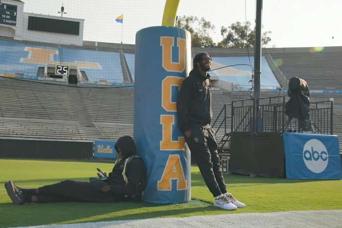 Shedeur Sanders and Travis Hunter at the Rose Bowl on Oct 27, 2023